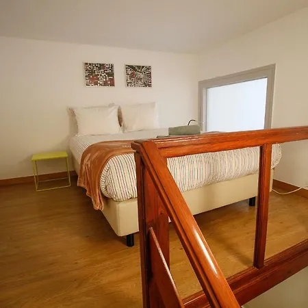 Guest house Pensao Rosinha Art Gallery House