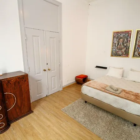 Vendégház Pensao Rosinha Art Gallery House Lisboa